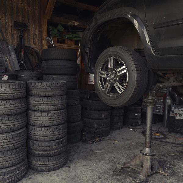 Garage tire change Ottawa